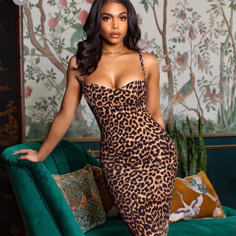 Brand New PRETTY LITTLE THING DRESS